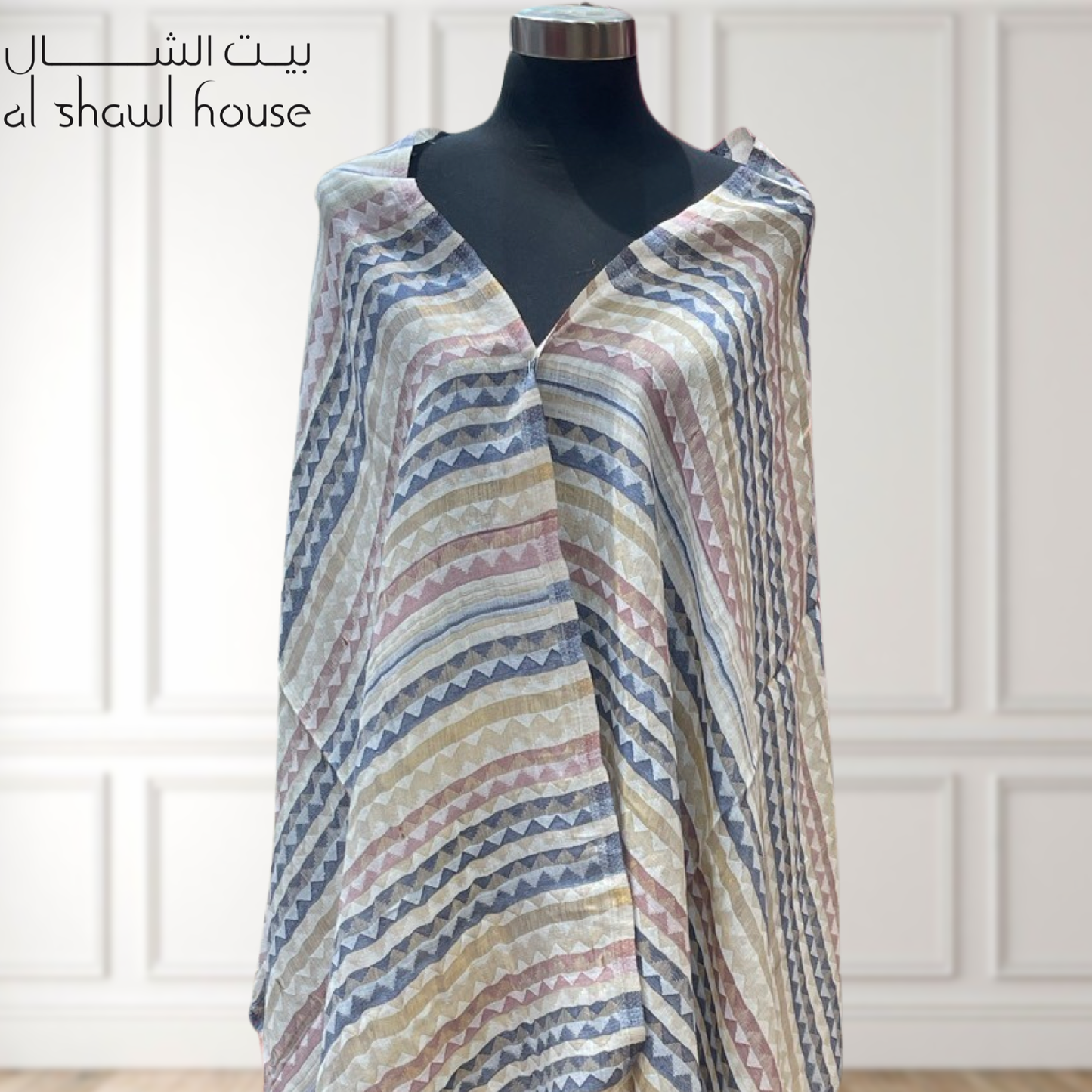 Fine wool woman shawl