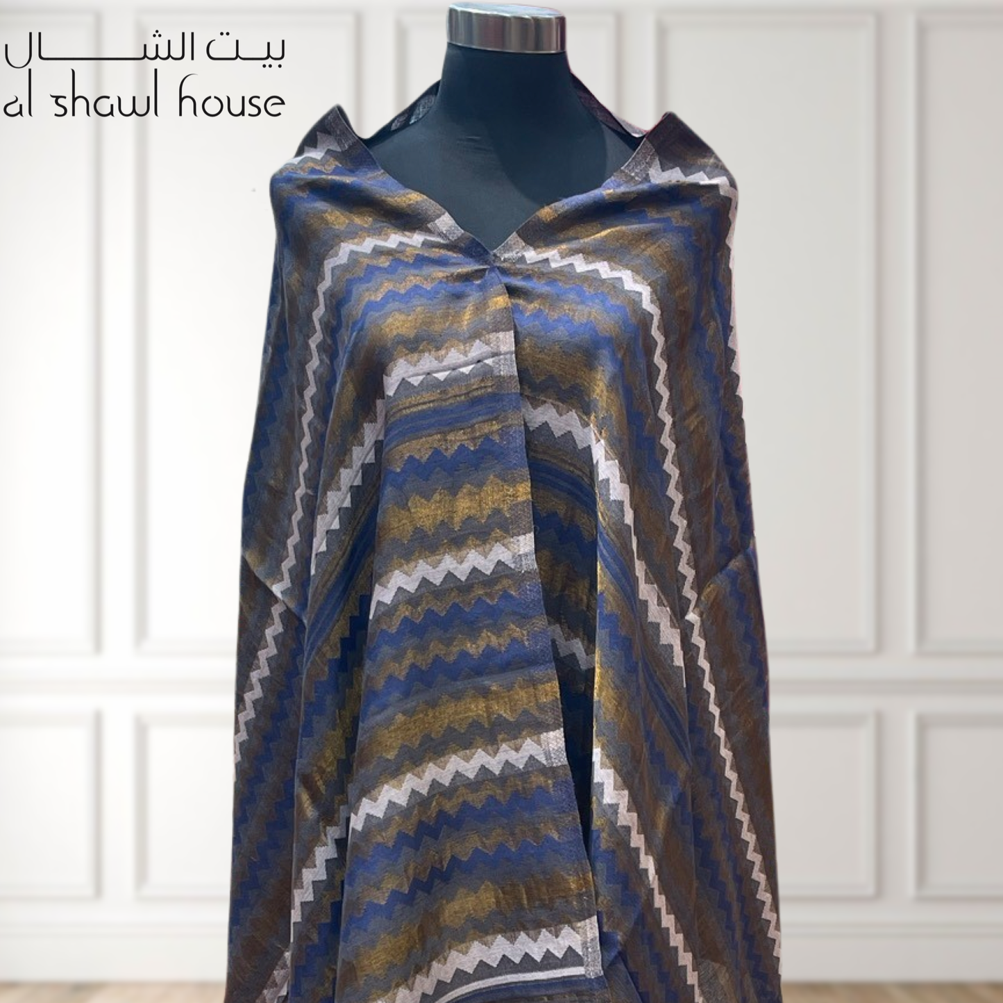 Fine wool woman shawl