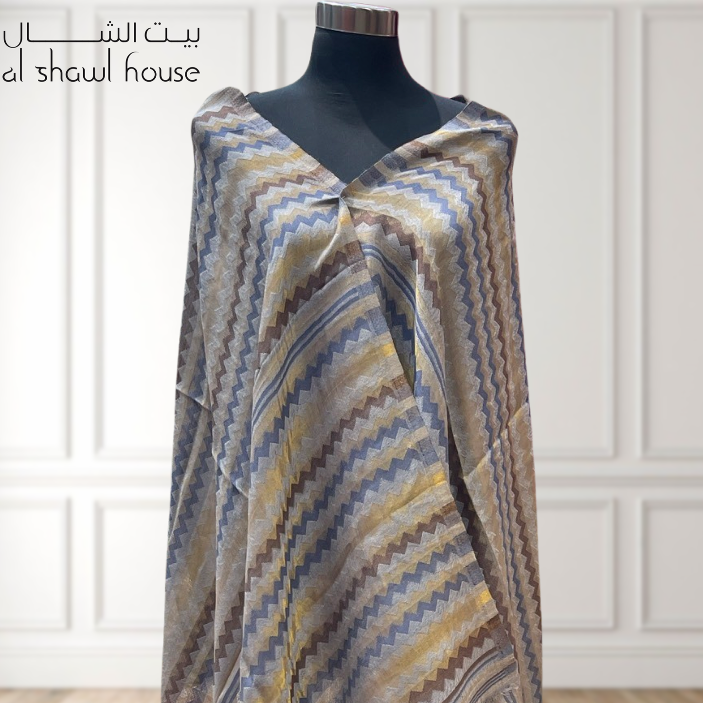 Fine wool woman shawl